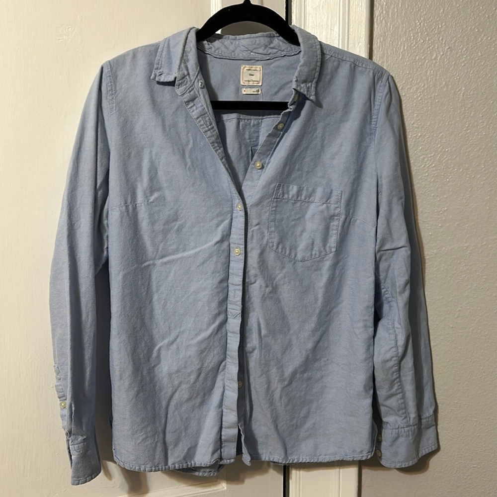 Gap baby blue boyfriend button down
